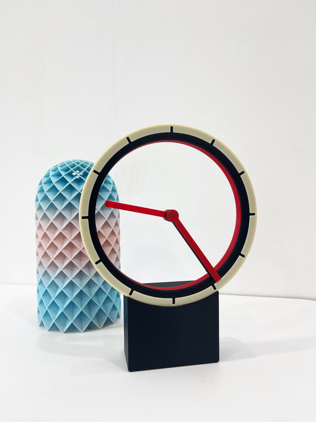 Kickback Clock — close-up of 3D-printed layer lines on the hollow ring shell